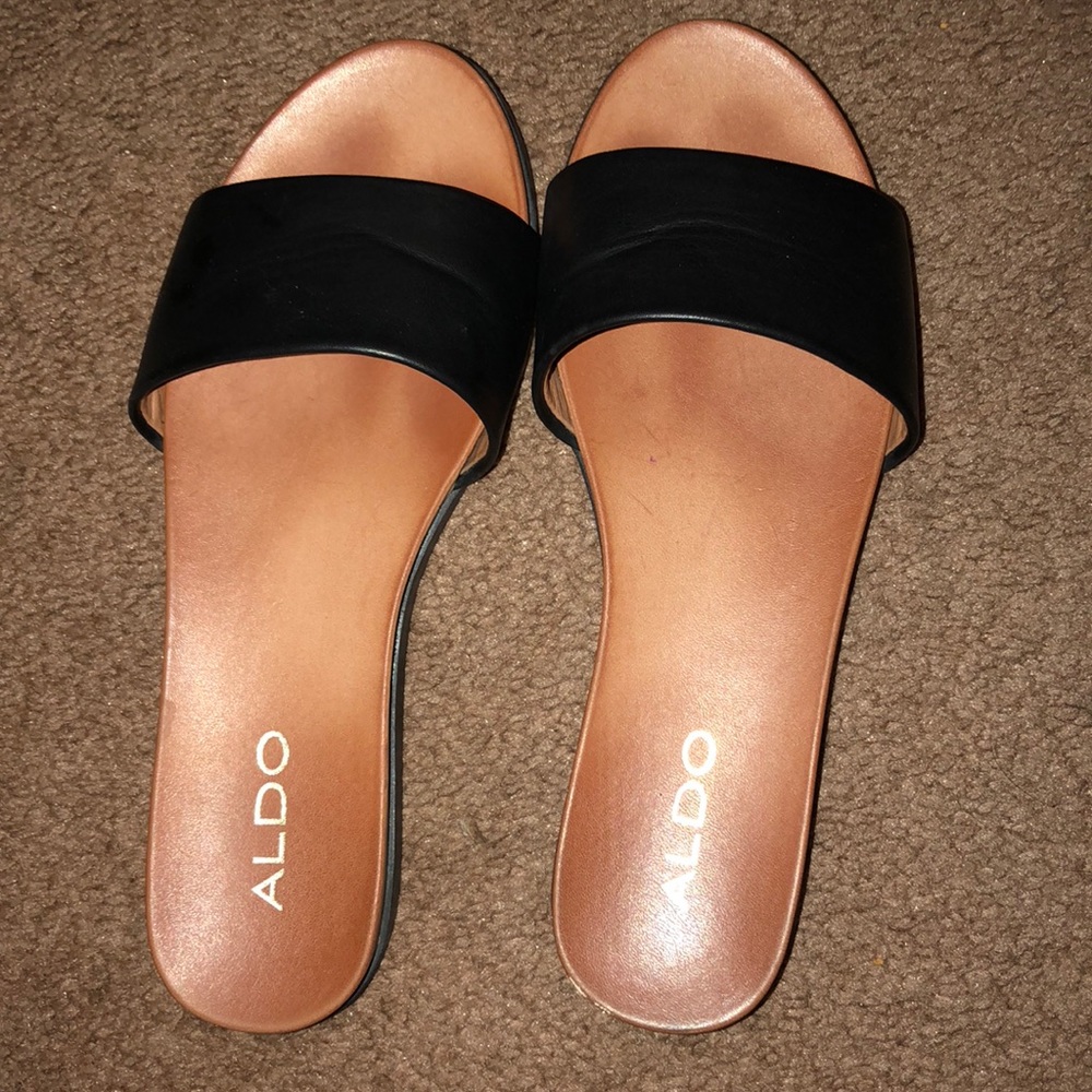 Aldo Sandals